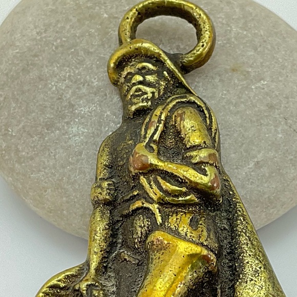 Vintage Brass Fisherman Figure, Home Decor, Ornament, Sailor Figurine, Steampunk - Picture 9 of 9